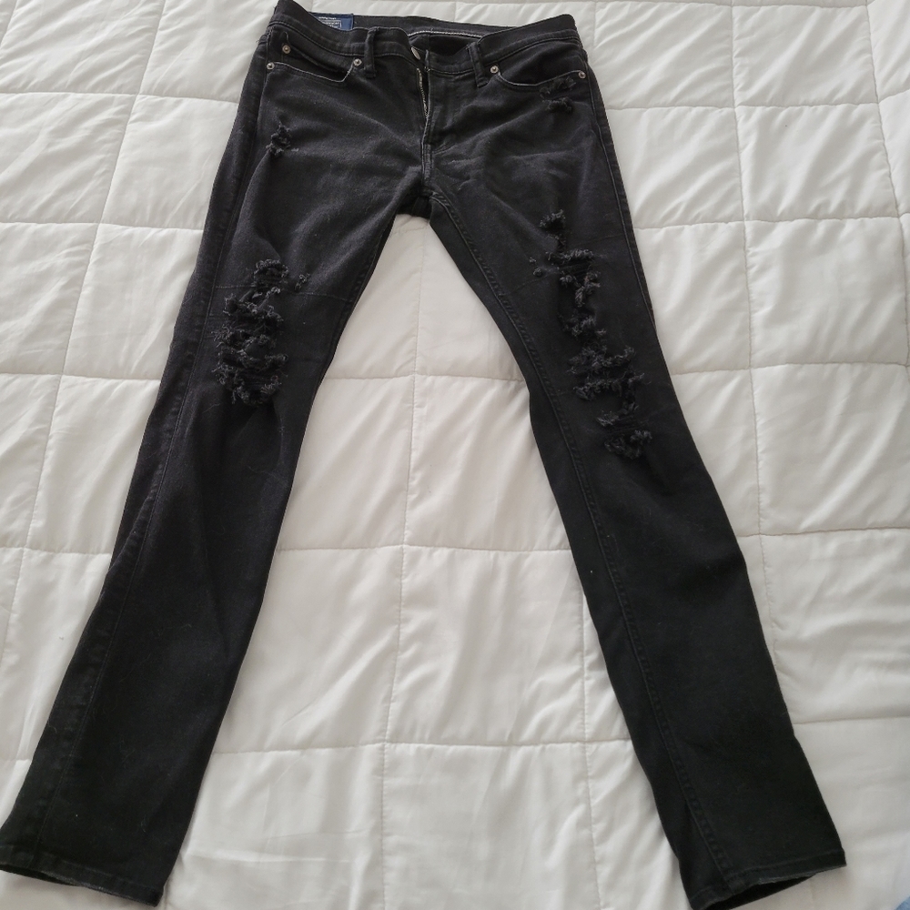 Abercrombie &Fitch black Stretch Ripped Super Skinny Jeans size31 W 32 L